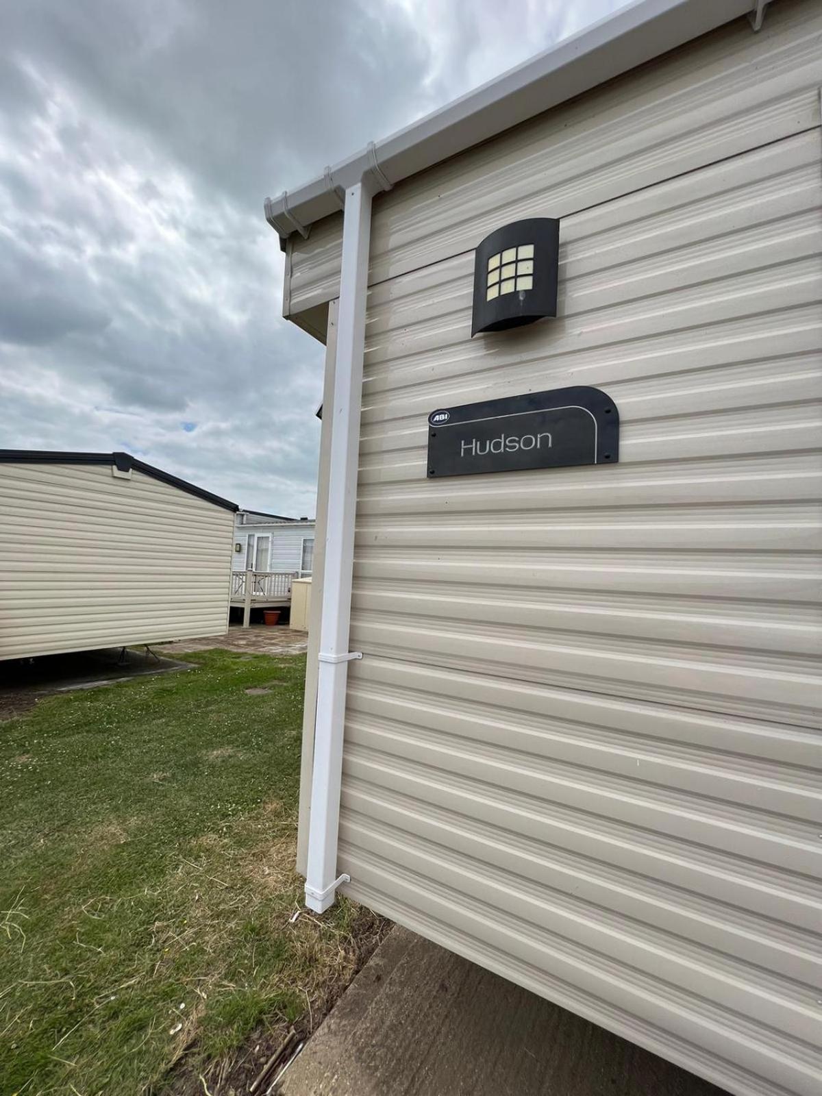 Luxurious Three Bedroom Caravan Jaywick Sands Eksteriør billede